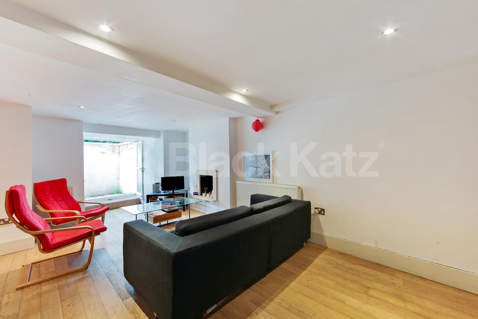 Duplex apartment with charming patio garden   Summerley Street, Earlsfield